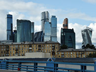 Небоскребы делового центра "Москва-сити" Небоскребы делового центра "Москва-сити"