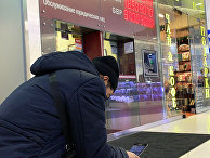 Посетитель торгового центра Посетитель торгового центра
