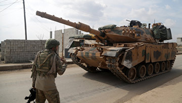 Турецкий солдат в городе Атареб, Сирия