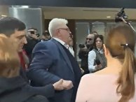 Националисты избили советника секретаря СНБО Украины Националисты избили советника секретаря СНБО Украины
