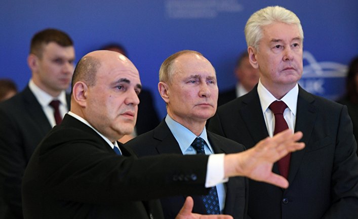 Президент РФ В. Путин посетил информационный центр по мониторингу ситуации с коронавирусом в Москве Президент РФ В. Путин посетил информационный центр по мониторингу ситуации с коронавирусом в Москве