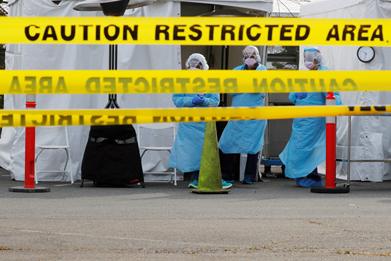 Медсестры в медицинском центре в Сиэттле, штат Вашингтон, США