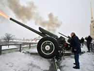 Президент РФ В. Путин посетил Петропавловскую крепость Президент РФ В. Путин посетил Петропавловскую крепость