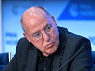 Немецкий политик Грегор Гизи во время пресс-конференции "Итоги встречи Германо-российской межпарламентской дружбы" в Международном мультимедийном пресс-центре МИА "Россия сегодня" в Москве Немецкий политик Грегор Гизи во время пресс-конференции "Итоги встречи Германо-российской межпарламентской дружбы" в Международном мультимедийном пресс-центре МИА "Россия сегодня" в Москве