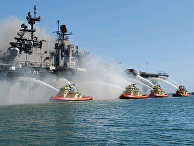 Пожар на борту десантного корабля на базе ВМС США в Сан-Диего Пожар на борту десантного корабля на базе ВМС США в Сан-Диего