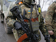 Солдаты украинской правительственной армии в районе возле деревни Дебальцево, Донецкая область Солдаты украинской правительственной армии в районе возле деревни Дебальцево, Донецкая область
