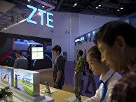 Стенд китайской ZTE на выставке PT Expo в Пекине Стенд китайской ZTE на выставке PT Expo в Пекине