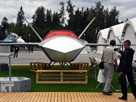 Форум "Армия-2020". Скоростной ударный беспилотный летательный аппарат (БПЛА) "Гром" Форум "Армия-2020". Скоростной ударный беспилотный летательный аппарат (БПЛА) "Гром"
