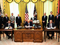 Президент США Дональд Трамп, премьер-министр Косово Авдулла Хоти и президент Сербии Александр Вучич Президент США Дональд Трамп, премьер-министр Косово Авдулла Хоти и президент Сербии Александр Вучич