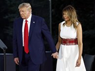 Президент США Дональд Трамп с супругой Меланьей Президент США Дональд Трамп с супругой Меланьей