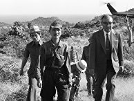11 марта 1974 года. Японский лейтенант Хироо Онода покидает позиции на острове Лубанг 11 марта 1974 года. Японский лейтенант Хироо Онода покидает позиции на острове Лубанг