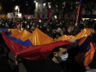 Участники акции протеста призывают к прекращению боевых действий в Нагорном Карабахе в Париже Участники акции протеста призывают к прекращению боевых действий в Нагорном Карабахе в Париже