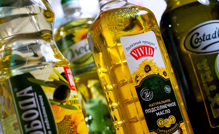 Продажа подсолнечного масла в магазине "Пятерочка" в Москве Продажа подсолнечного масла в магазине "Пятерочка" в Москве