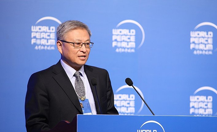 Китайский политолог Янь Сюэтун