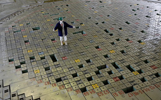 Реакторный зал третьего энергоблока Чернобыльской АЭС Реакторный зал третьего энергоблока Чернобыльской АЭС