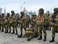 Солдаты российских ВДВ отправляются на учения на юге России Солдаты российских ВДВ отправляются на учения на юге России