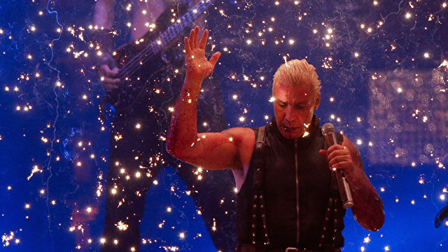 MDR (Германия): почему вся Россия говорит о солисте группы Rammstein Линдеманне