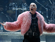 Тилль Линдеманн на концерте Rammstein Тилль Линдеманн на концерте Rammstein
