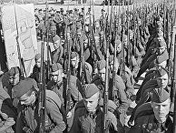 23 июня 1941 года. Мобилизация в Москве. Колонны бойцов движутся на фронт 23 июня 1941 года. Мобилизация в Москве. Колонны бойцов движутся на фронт