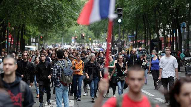 Covid-19: демонстрации против санитарного пропуска проходят по всей Франции (Le Figaro, Франция)