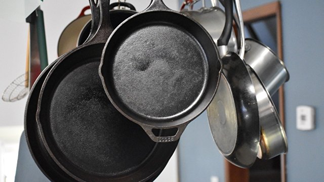 Выбросьте это немедленно: какая посуда на вашей кухне опасна для здоровья (Телеканал Новин 24, Украина)