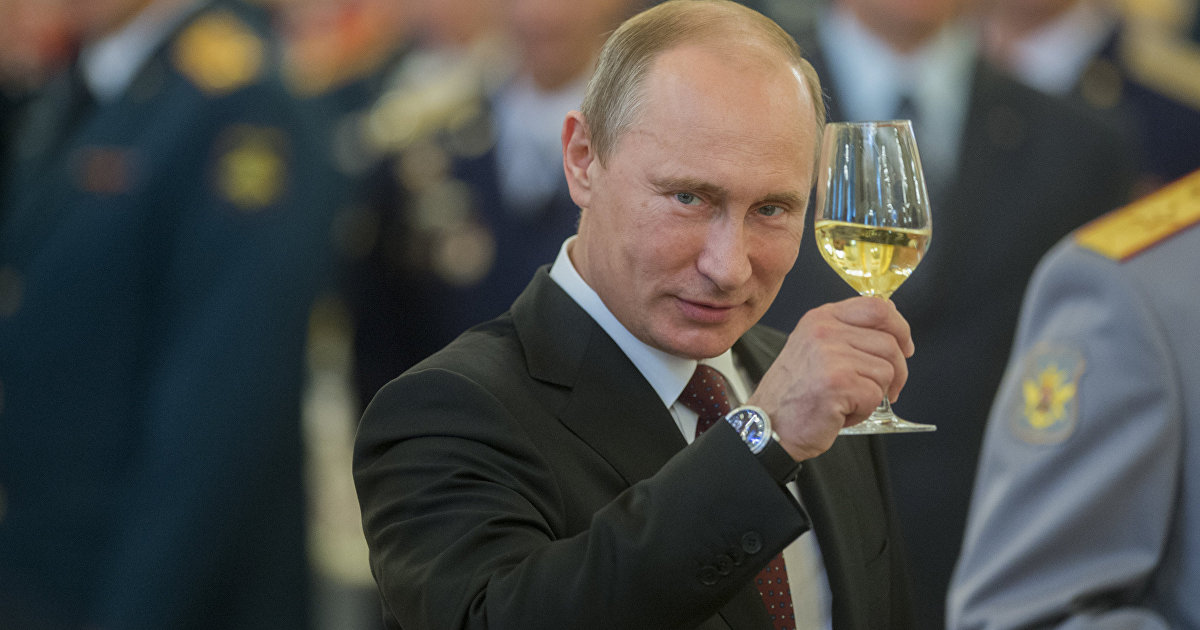 Politico (США): протекционизм и Крым как подоплека путинских правил о шампанском (Politico)