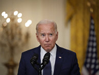 Президент США Джо Байден выступает в Белом доме в Вашингтоне Президент США Джо Байден выступает в Белом доме в Вашингтоне